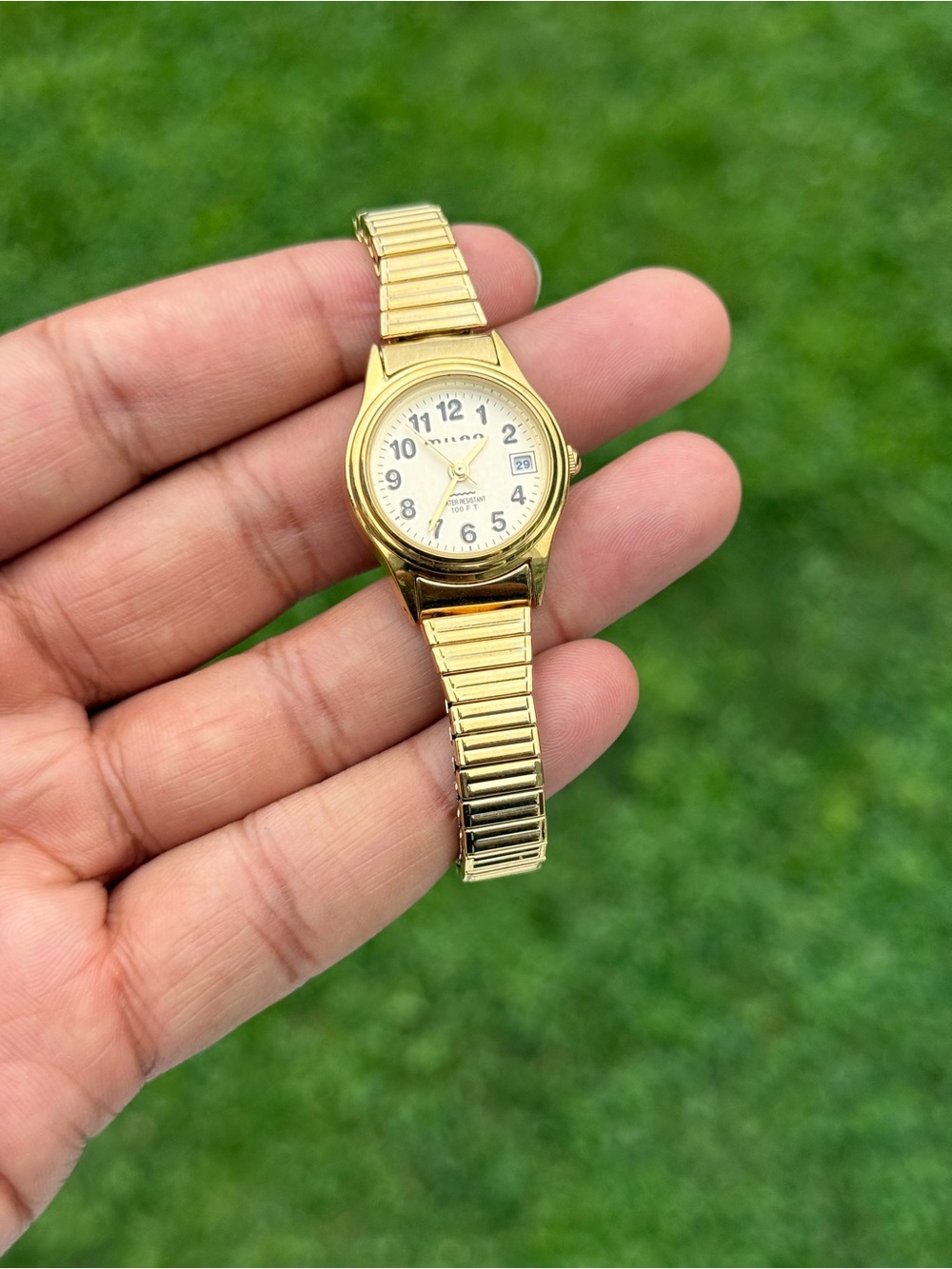 Milan Gold Tone vintage Ladies Quartz Watch With Date adjustable bracelet
